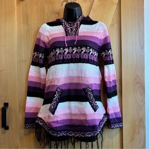 💕New Listing💕Alpaca Patterned Pink Tones Cozy Sweater